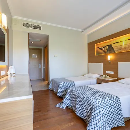 Rezort Halic Park 5*