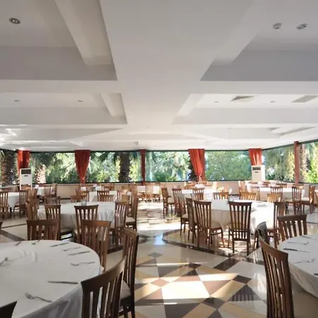 Rezort Halic Park 5*